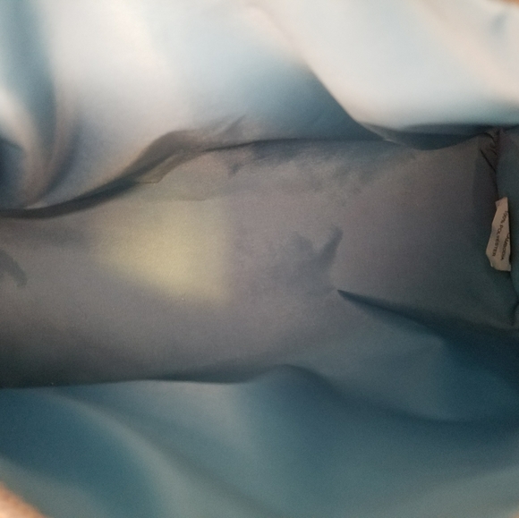 LeSportSac Floral Multi strap bag front pocket - Picture 9 of 9